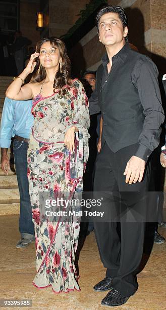 Shah Rukh Khan with wife Gauri at the wedding reception of Bollywood actress Shilpa Shetty in Mumbai on Tuesday, November 24, 2009.