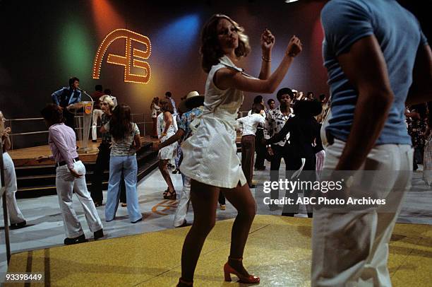 Ruby Dake American Bandstand Dancers Photos and Premium High Res Pictures - Getty ...