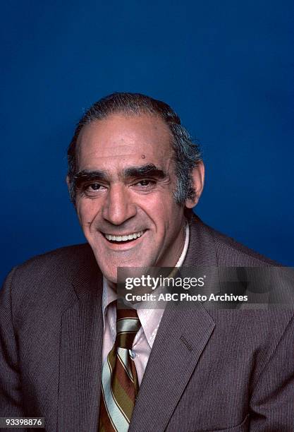 Gallery" 1976-1977 Abe Vigoda