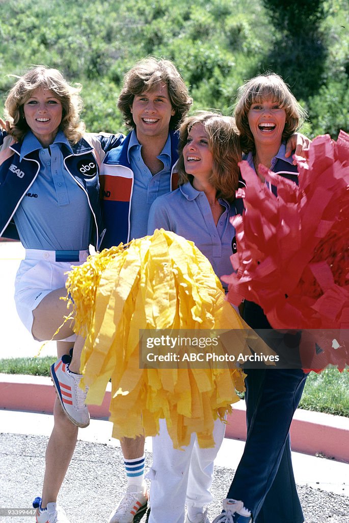 Battle Of The Network Stars Dunk Tank STARS - 1978 - Cheryl Tiegs, Parker Stevenson, Debby Boone, Toni