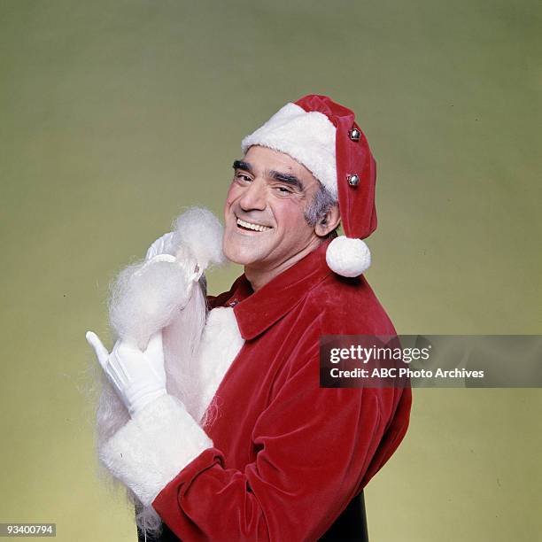 Gallery" 1976-1977 Abe Vigoda