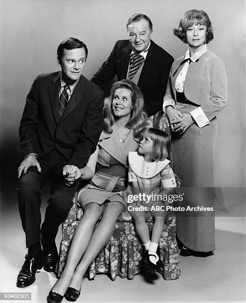 Bewitched - Dick Sargent, Elizabeth Montgomery, Maurice Evans, Erin Murphy, Agnes Moorehead