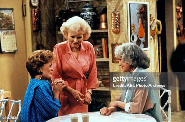 UNITED STATES THE GOLDEN GIRLS - 9/14/85 - 9/14/92, RUE MCCLANAHAN , BETTY WHITE , BEA ARTHUR ,