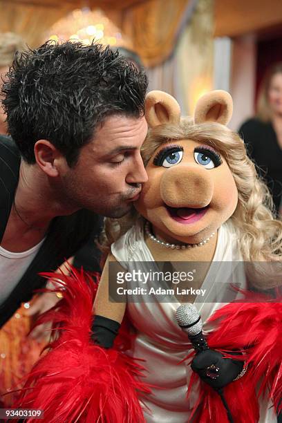 Episode 910A" - The Muppets, who were featured earlier this season in Aaron Carter and Karina Smirnoff's week two quick step, made a return...
