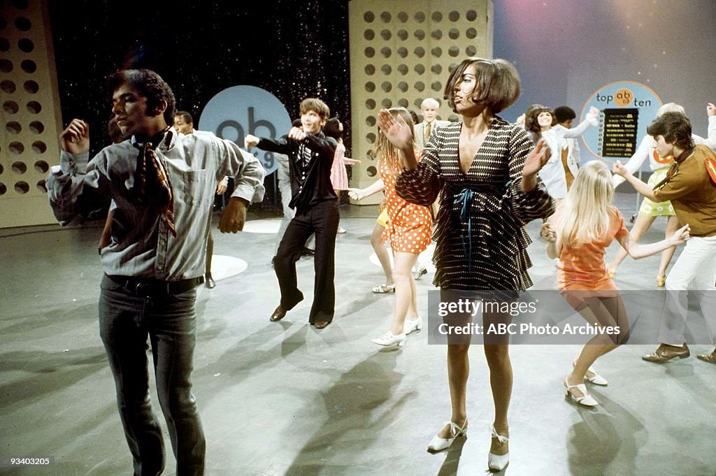 Ruby Dake BANDSTAND - 6/23/1969, Dance contestants on