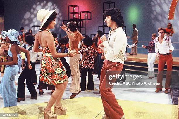Ruby Dake 201 American Bandstand Dancers Stock Photos, High-Res Pictures, and ...