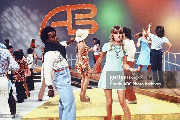 Ruby Dake American Bandstand Dancers Photos and Premium High Res Pictures - Getty ...