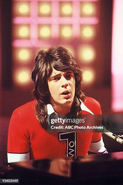 Rick Springfield performs on American Bandstand.,