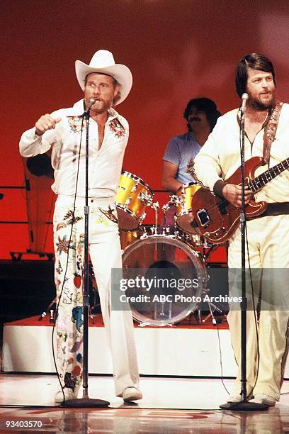 Mike Love and Brian Wilson perform on American Bandstand.,