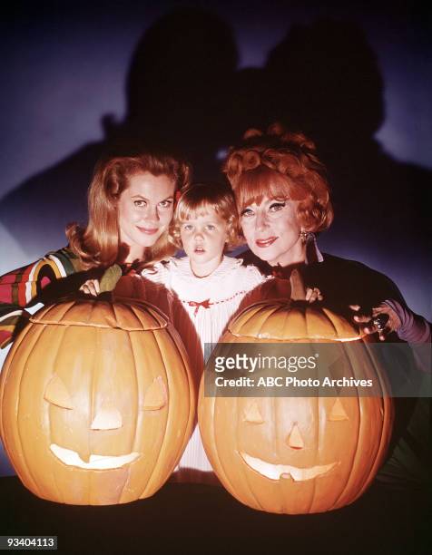 To Trick or Treat or Not to Trick or Treat" - Season Six - 10/30/69, Endora , Tabitha and Samantha celebrated Halloween.,