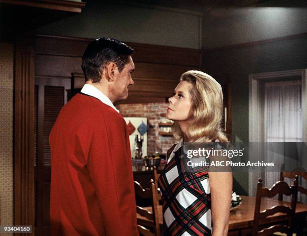 Darrin, Gone and Forgotten" - Season Five - 10/17/68, A witch made Darrin disappear after Samantha didn't marry her son.,