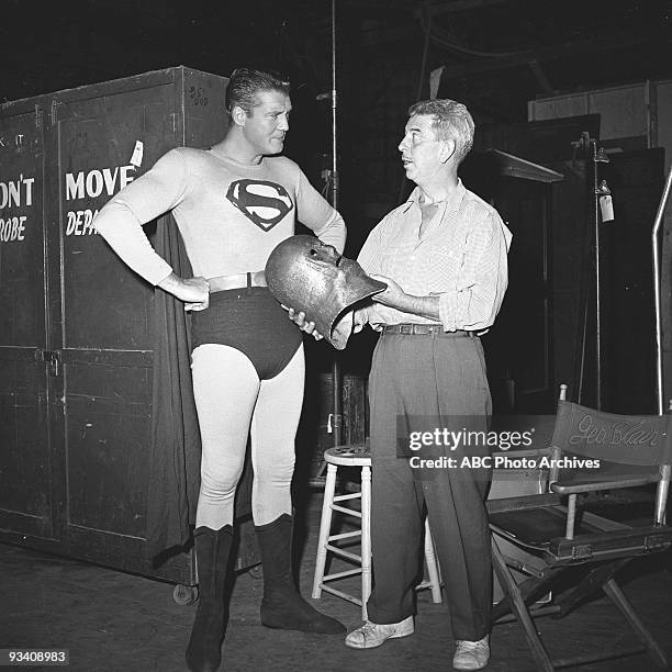 Superman Reeves Muscles George Reeves Superman Fotografías e imágenes de stock - Getty Images