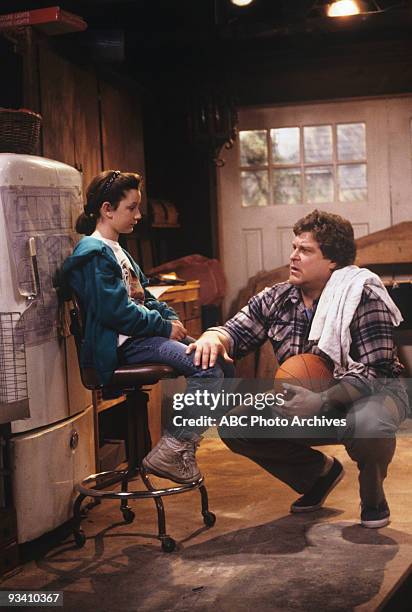 Nightmare on Oak Street" 2/14/89 Sara Gilbert, John Goodman