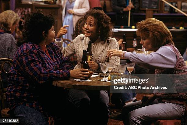 Here's to Good Friends" 12/20/88 Roseanne Barr, Laurie Metcalf, Natalie West
