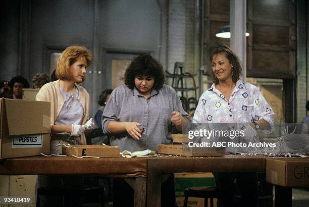 Workin' Overtime" 3/14/89 Natalie West, Roseanne Barr, Laurie Metcalf