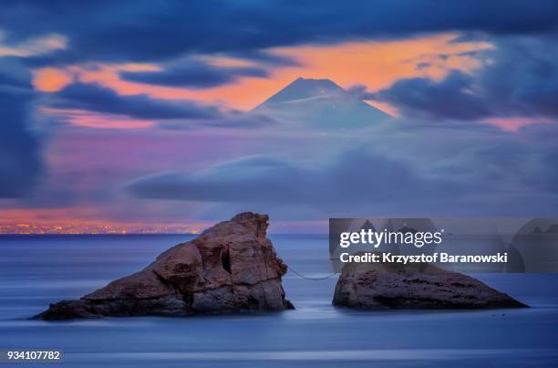 mt fuji and twin rocks from izu peninsula - suruga bay stock pictures, royalty-free photos & images