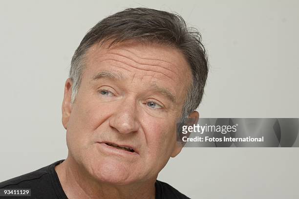 Robin Williams at the Four Seasons Hotel in Beverly Hills, California on August 26, 2009. Reproduction by American tabloids is absolutely forbidden.