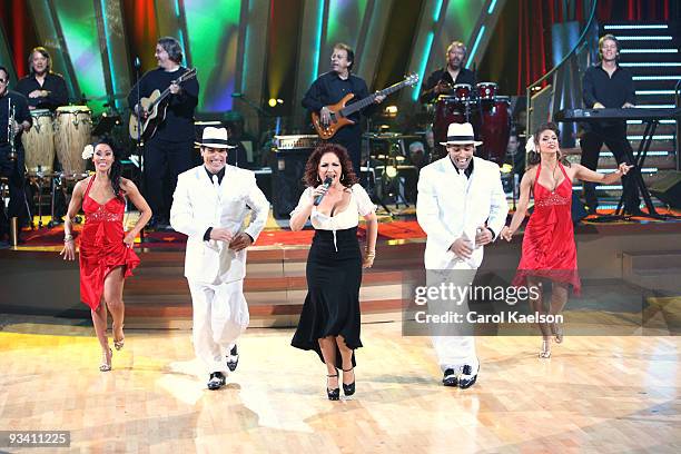 Episode 508A" -- Five-time Grammy¨ Award-winning singer Gloria Estefan brought her smooth Latin sounds to the "Dancing" stage, TUESDAY, NOVEMBER 13 ,...