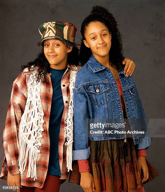 Gallery - Season One - 10/6/1993, Separated at birth, twin girls Tia and Tamera , unexpectedly encounter each other in a clothing store and conspire...