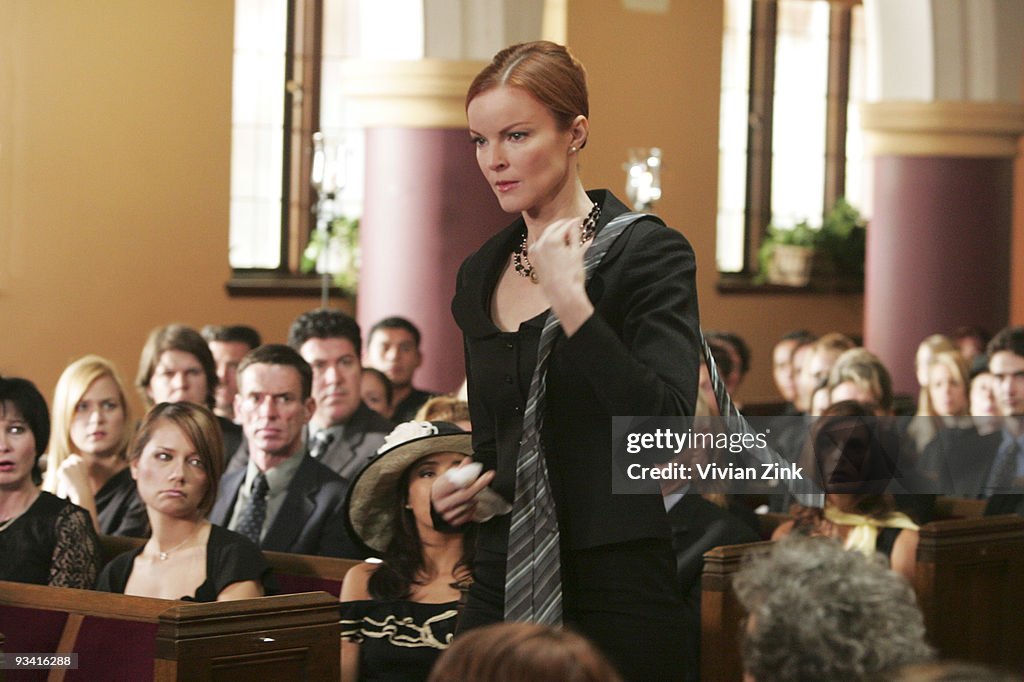 DESPERATE HOUSEWIVES