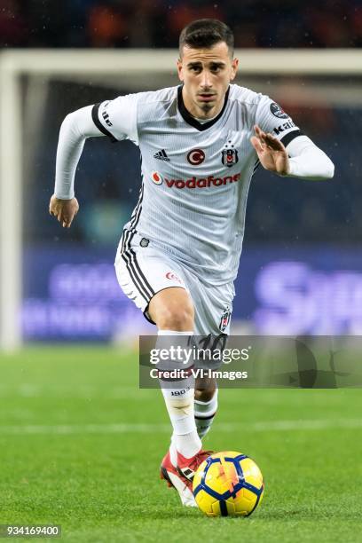 Oguzhan Ozyakup of Besiktas JK during the Turkish Spor Toto Super Lig match between Medipol Basakseshir FK and Besiktas AS at the Basaksehir Fatih...