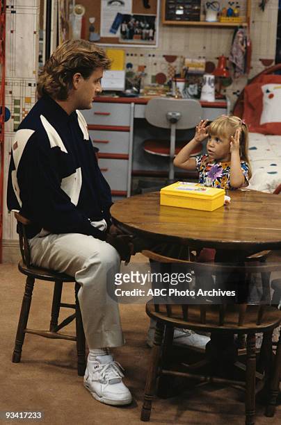 Double Trouble" - Season Five - 9/17/91, Joey talked to Michelle about what to expect in kindergarten.,