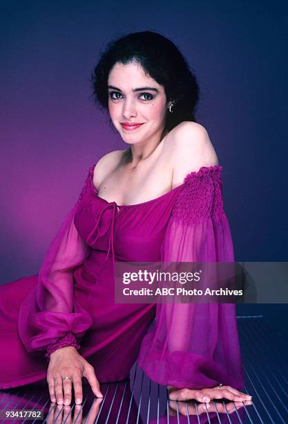 647 Kathleen Beller Stock Photos, High-Res Pictures, and Images - Getty