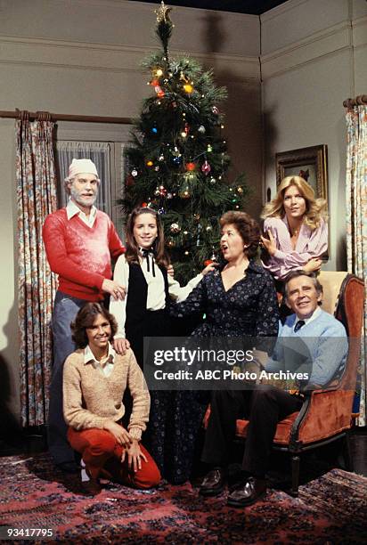 Tis the Season" - Season Five - 12/24/79, A pre-Christmas argument with Willie nearly gave Doug a heart attack; Buddy invited her school's janitor to...