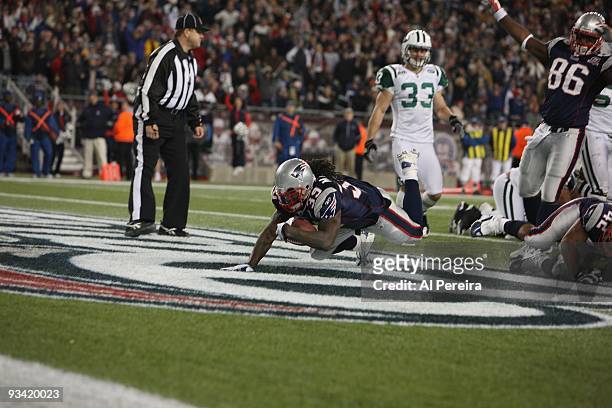 Running Back Laurence Maroney of the New England Patriots scores a Touchdown against the New York Jets when the New England Patriots host the New...