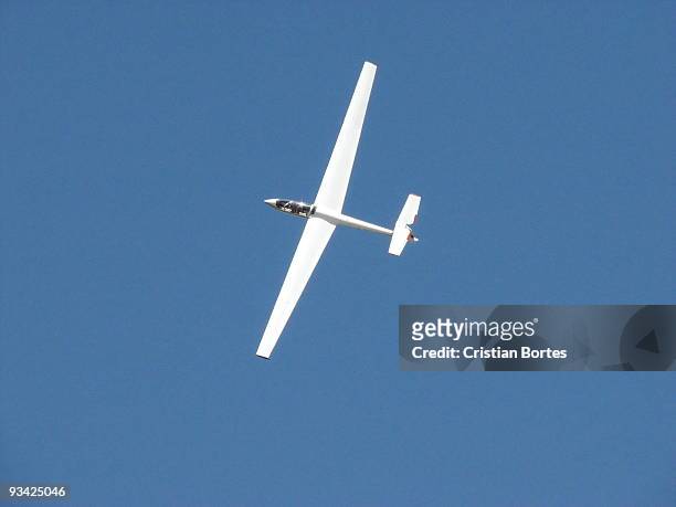 air show - glider stock pictures, royalty-free photos & images