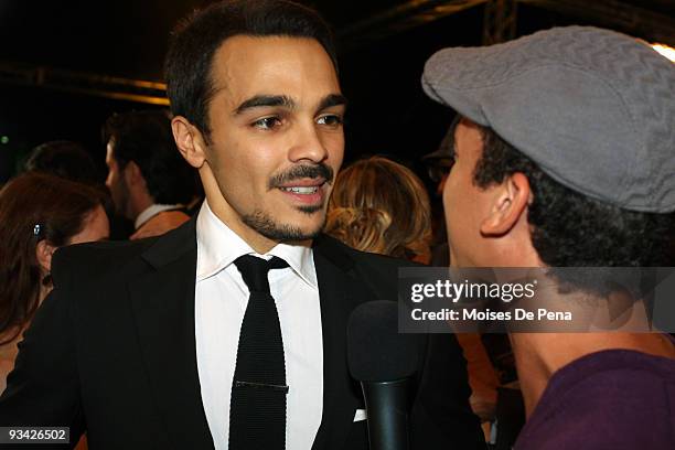 Shalim Ortiz attends the "Tribute to Omar Sharif" red carpet during the Dominican Republic Global Film Festival 3 at Teatro Nacional on November 18,...