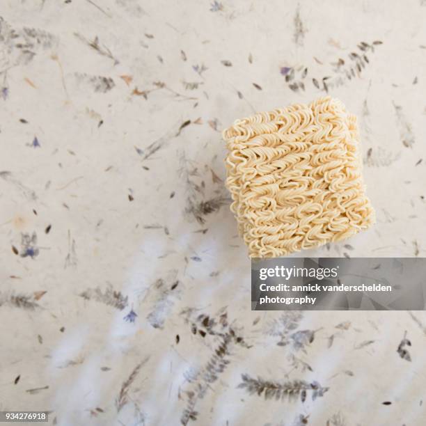 wok noodles. - tapioca starch stock pictures, royalty-free photos & images