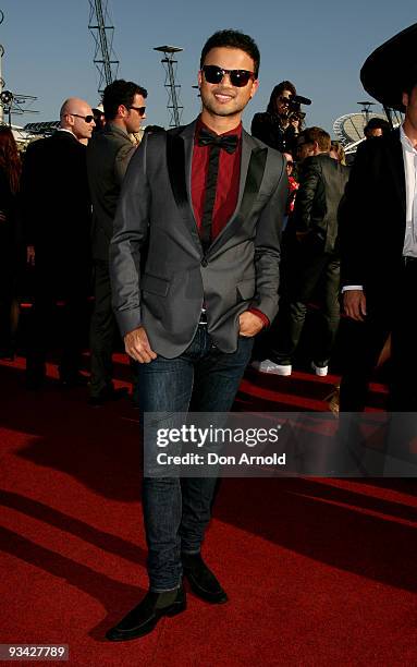 Singer Guy Sebastian arrives on the red carpet at the 2009 ARIA Awards at Acer Arena, Sydney Olympic Park on November 26, 2009 in Sydney, Australia....