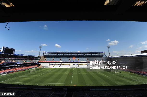 This picture taken on November 25, 2009 shows a general view of the Loftus Versfeld Stadium in Pretoria, one the 10 venues for the 2010 World Cup in...