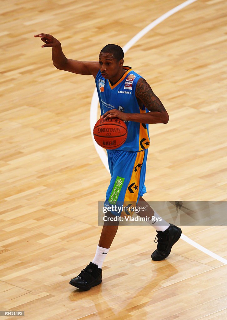 Giants Duesseldorf v Walter Tigers Tuebingen - Beko BBL