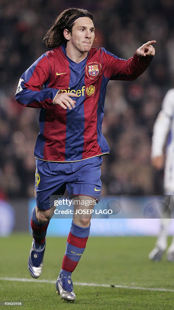 Barcelona's Lionel Messi of Argentina ge