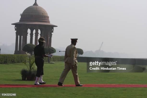 Commander of the Sri Lanka Army Lt. Gen. G.S. C. Fonseka inspects the guard of honor prior to a meeting with Indian Army Chief Deepak Kapoor in New...