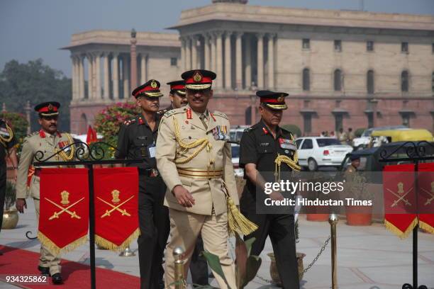 Commander of the Sri Lanka Army Lt. Gen. G.S. C. Fonseka inspects the guard of honor prior to a meeting with Indian Army Chief Deepak Kapoor in New...