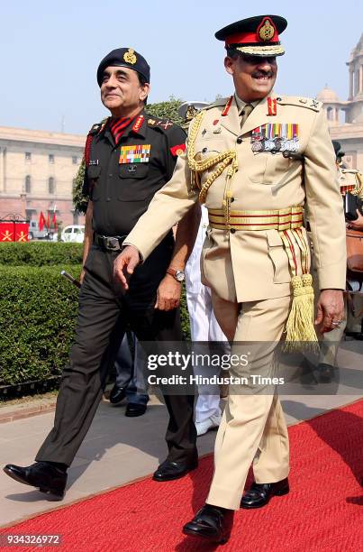Indian Army Chief Deepak Kapoor with Commander of the Sri Lanka Army Lt. Gen. G.S. C. Fonseka during a meeting in New Delhi.
