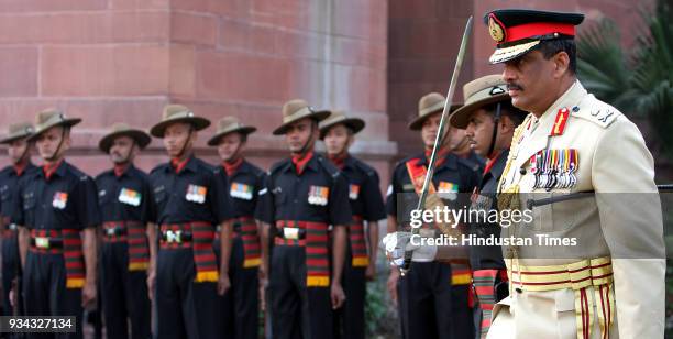 Commander of the Sri Lanka Army Lt. Gen. G.S. C. Fonseka inspects the guard of honor prior to a meeting with Indian Army Chief Deepak Kapoor in New...