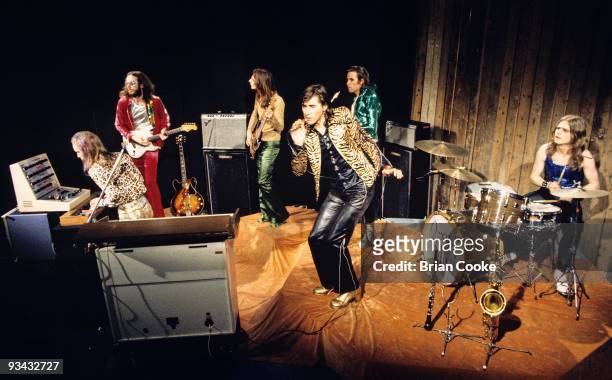 Brian Eno, Phil Manzanera, Rik Kenton, Bryan Ferry, Andy Mackay and Paul Thompson of Roxy Music perform at the Royal College Of Art video studio on...