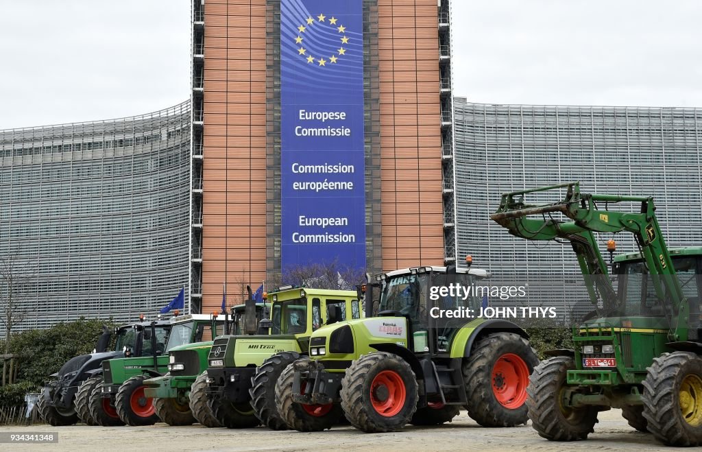 TOPSHOT-BELGIUM-EU-AGRICULTURE