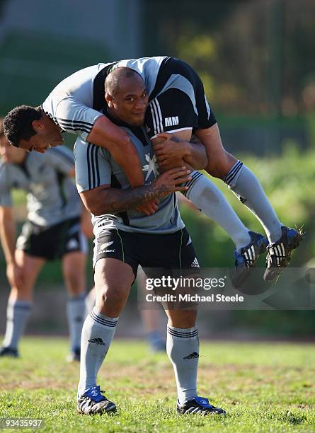 Neemia Tialata Photos and Premium High Res Pictures Getty Images