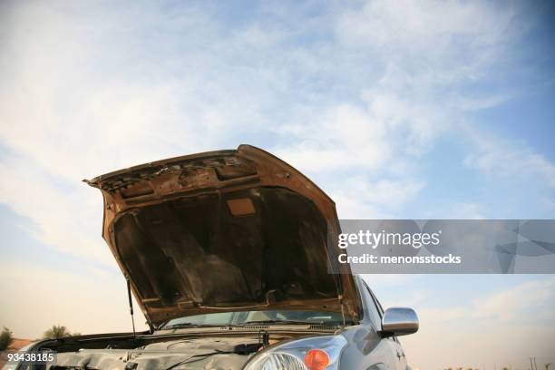 desglose de - avería de coche fotografías e imágenes de stock