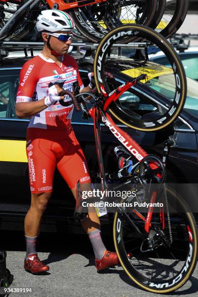 Matteo Malucelli of Androni Giocattoli-Sidermec Italy prepares his bike during Stage 2 of the Le Tour de Langkawi 2018, Gerik-Kota Bharu 208.3 km on...