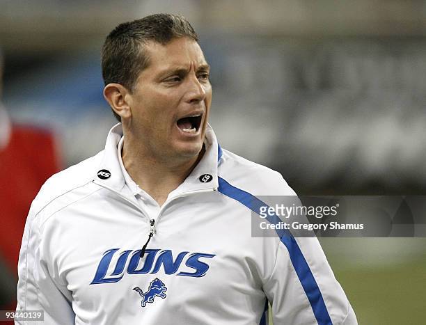 Head coach Jim Schwartz of the Detroit Lions yells for the sidelines while playing the Green Bay Packers on November 26, 2009 at Ford Field in...