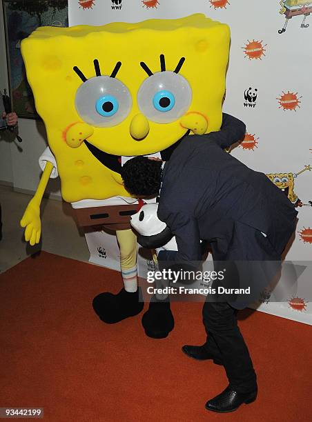 Cyril Hanouna attends the SpongeBob SquarePants Auction for WWF at Pavillon de l'Eau on November 26, 2009 in Paris, France.