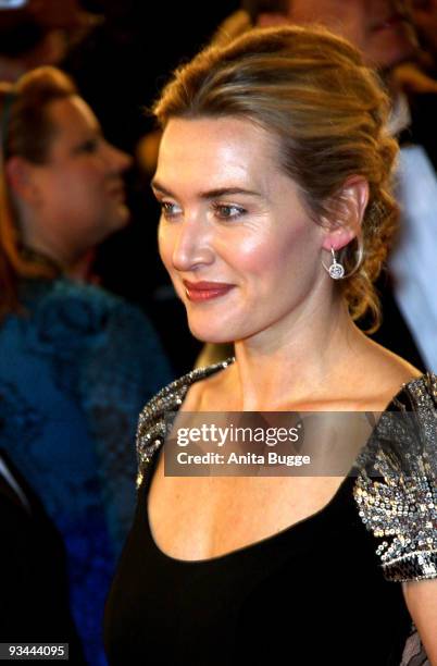 Actress Kate Winslet arrives to the Bambi Awards 2009 at the Metropolis Hall at the Filmpark Babelsberg on November 26, 2009 in Potsdam, Germany.