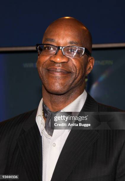 Edwin Moses arrives to the Bambi Awards 2009 at the Metropolis Hall at the Filmpark Babelsberg on November 26, 2009 in Potsdam, Germany.