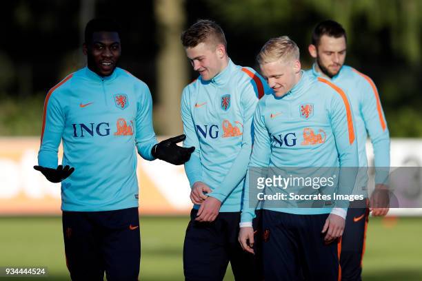 Timothy Fosu-Mensah of Holland, Matthijs de Ligt of Holland, Donny van de Beek of Holland during the Training Holland at the KNVB Campus on March 19,...